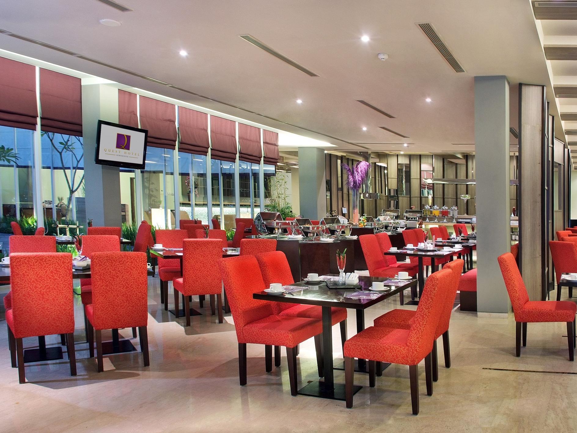 Quest Hotel Simpang Lima - Semarang By Aston Restaurant photo